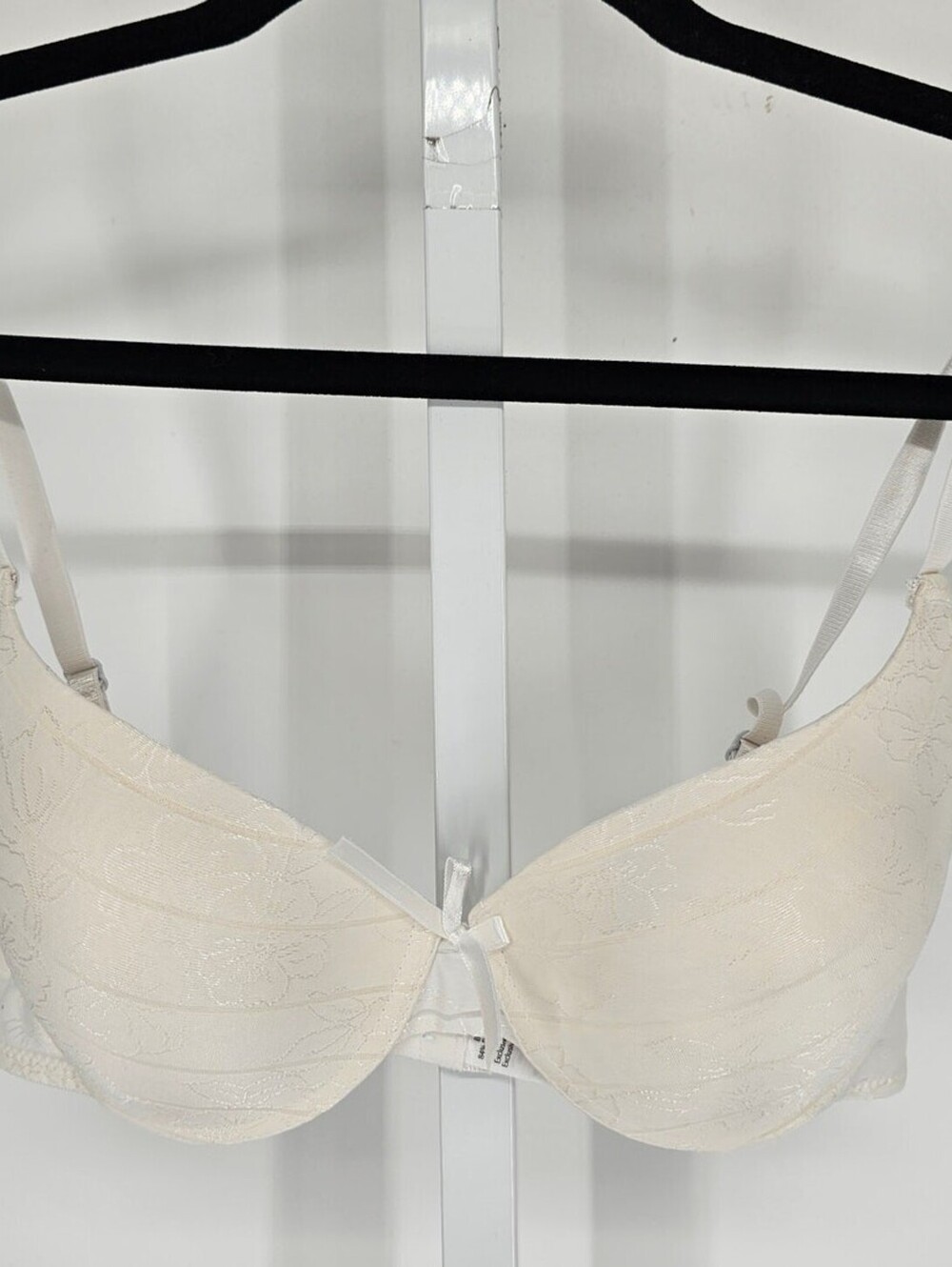 Vintage 1990s Womens Sz 36B Padded Push Up Bra Cream Floral